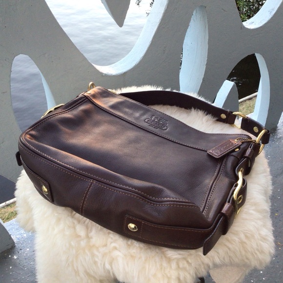 Coach Zoe Full Grain Cowhide Leather Hobo Deep Chocolate Brown Brass Hardware - Picture 5 of 14